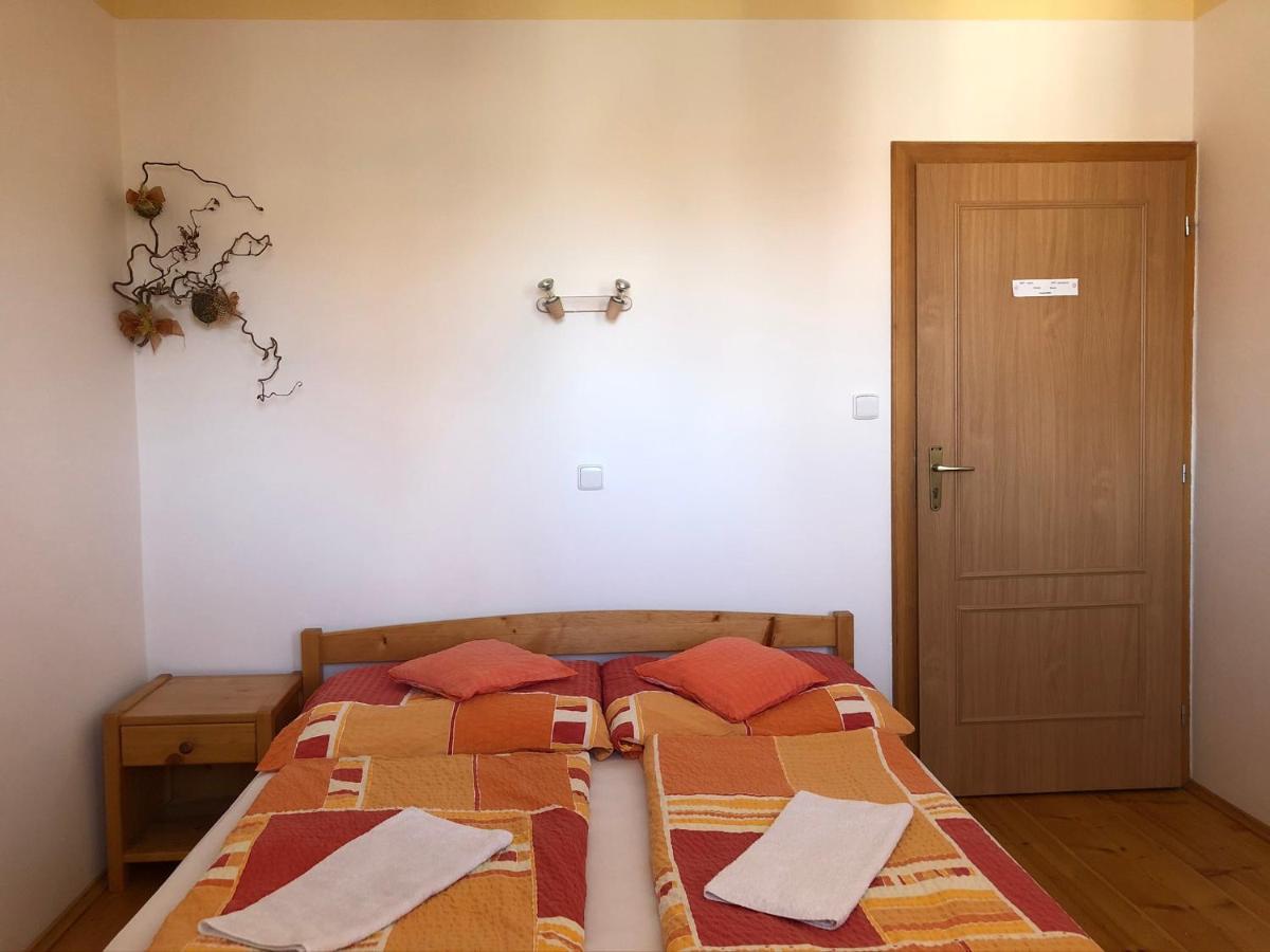 Pension Maate Cesky Krumlov Bagian luar foto